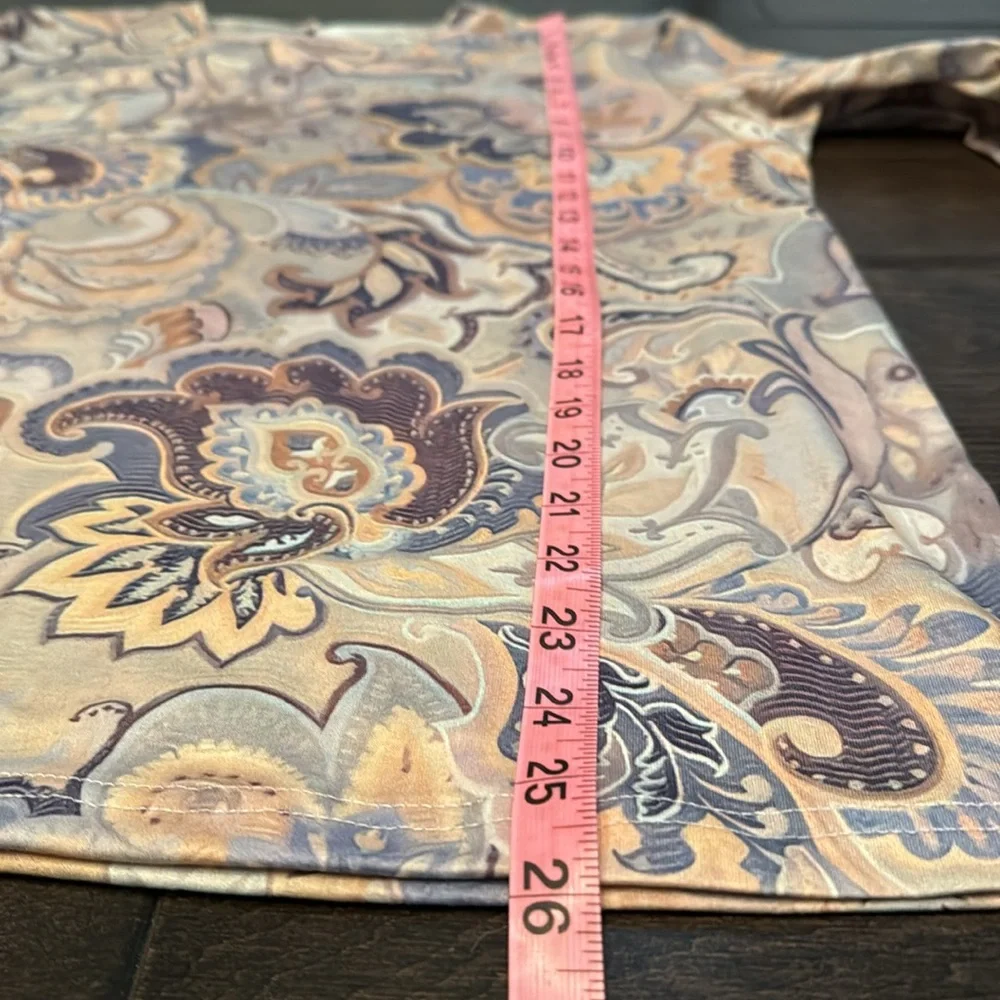 ❤️3/$30 Noracora Long Sleeve Top - Picture 8 of 10
